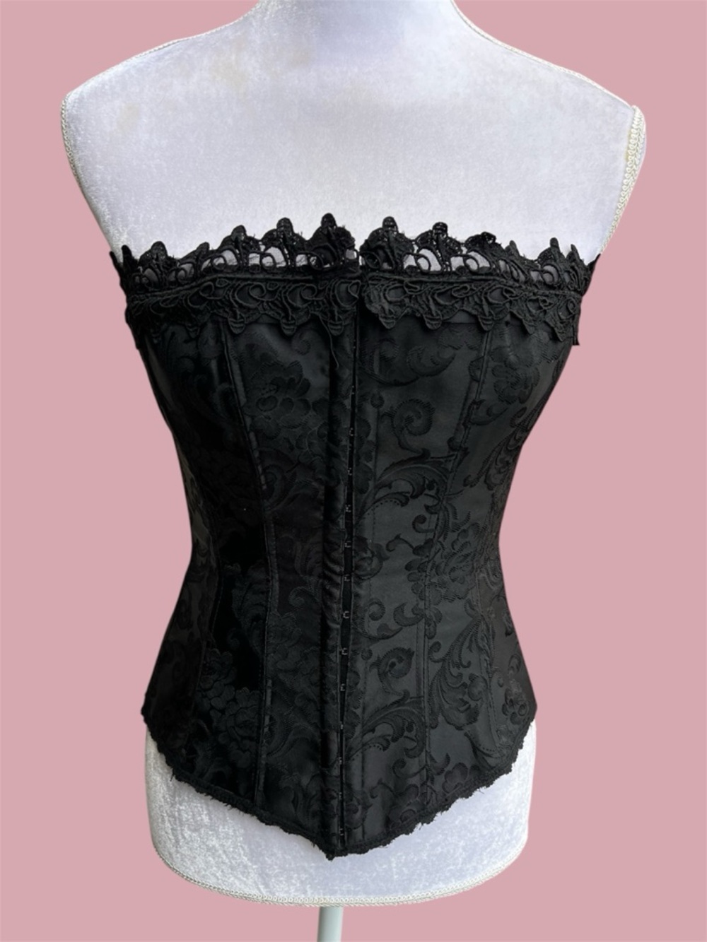 Fredericks of Hollywood Black Corset Scallop Lace Up Back Brocade size 32